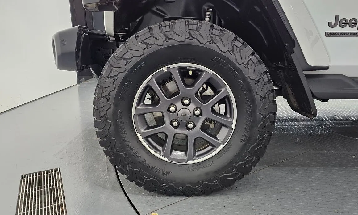 Jeep Wrangler — фото 2