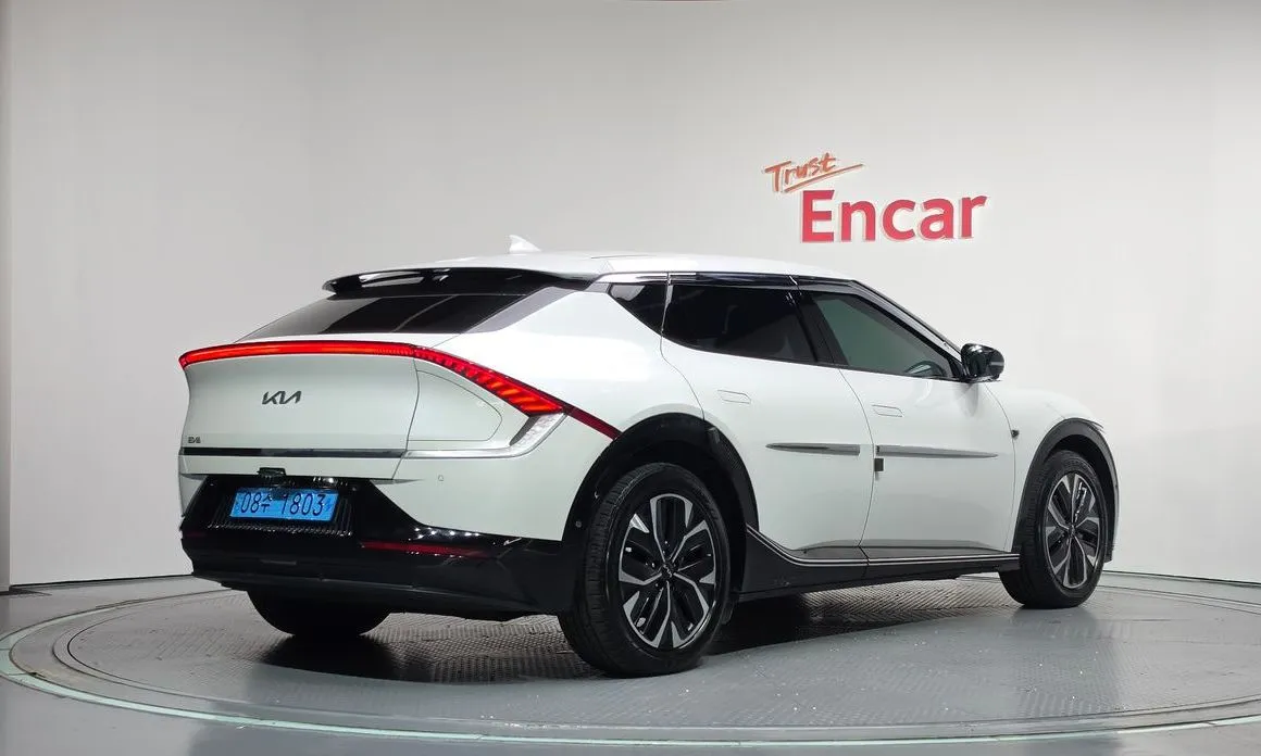 Kia EV6 — фото 4