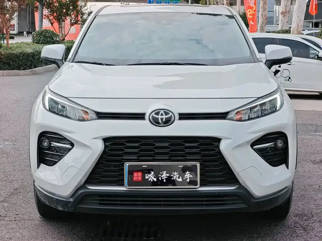 Toyota Wildlander — фото 1