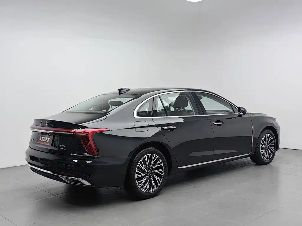 Hongqi H5 — фото 9