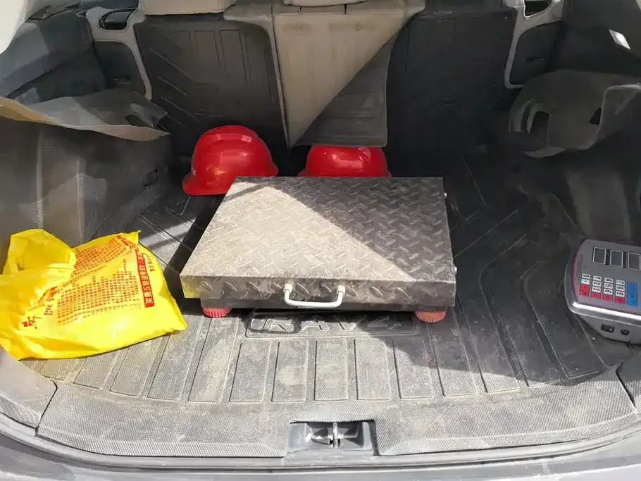 Toyota RAV4 — фото 9