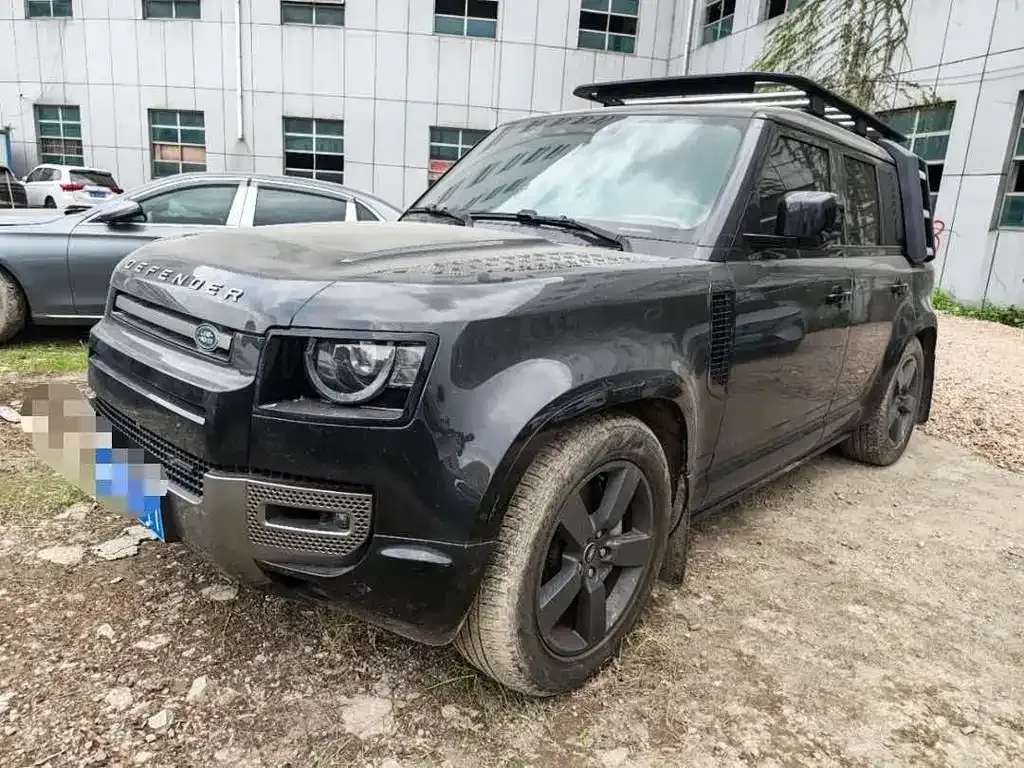 Land Rover Defender — фото 1