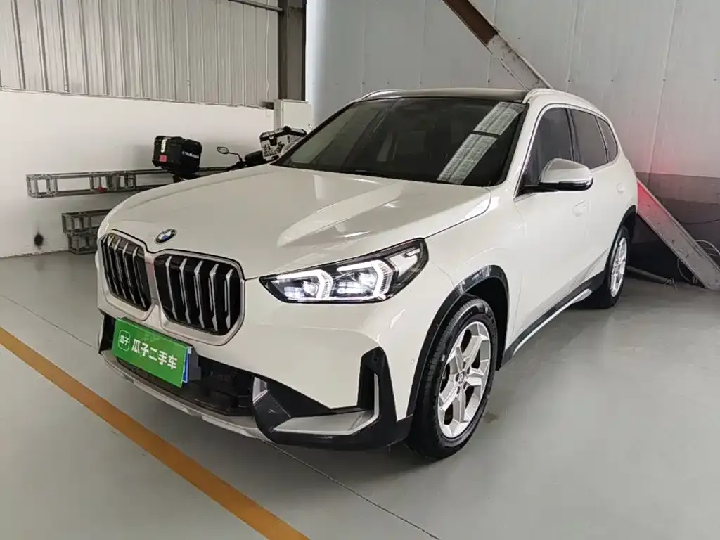 BMW X1 — фото 4