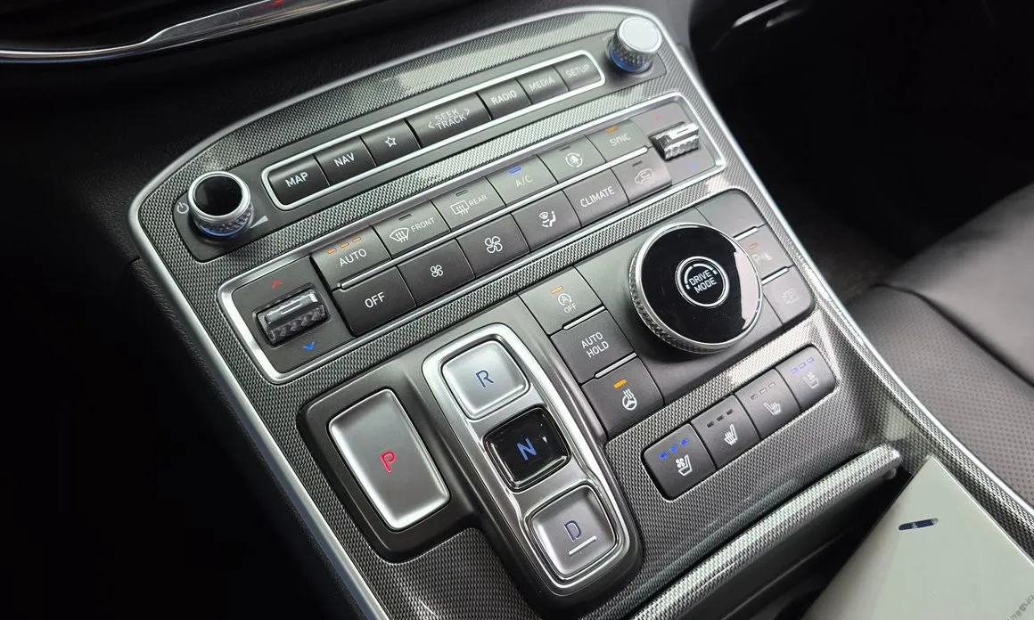 Hyundai Santafe — фото 8