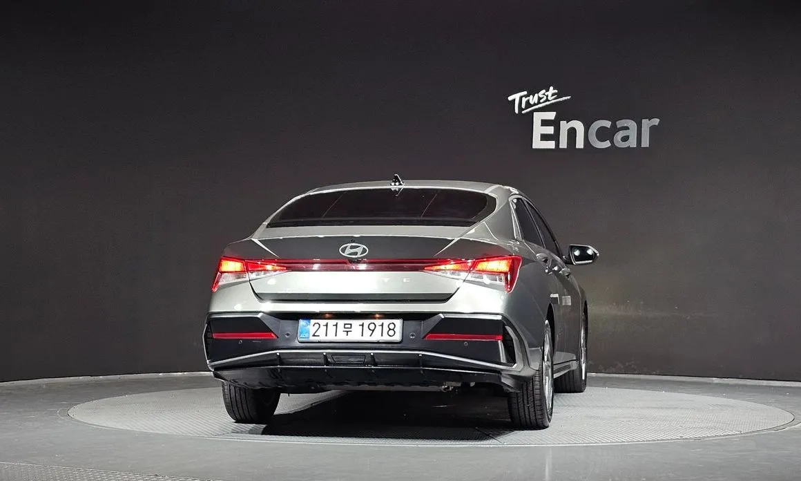 Hyundai AVANTE — фото 3