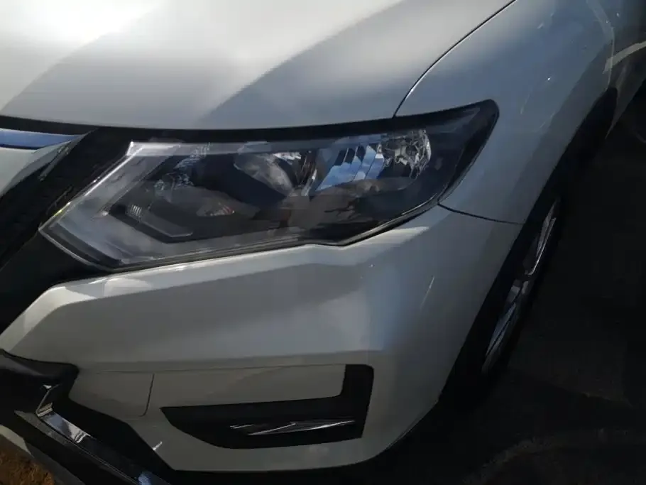 Nissan X-Trail — фото 10