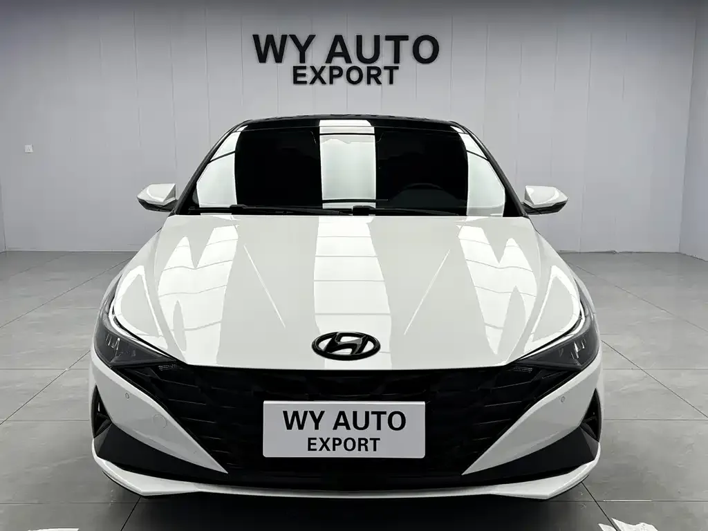 Hyundai Elantra — фото 7
