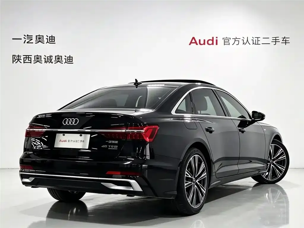 Audi A6L — фото 9