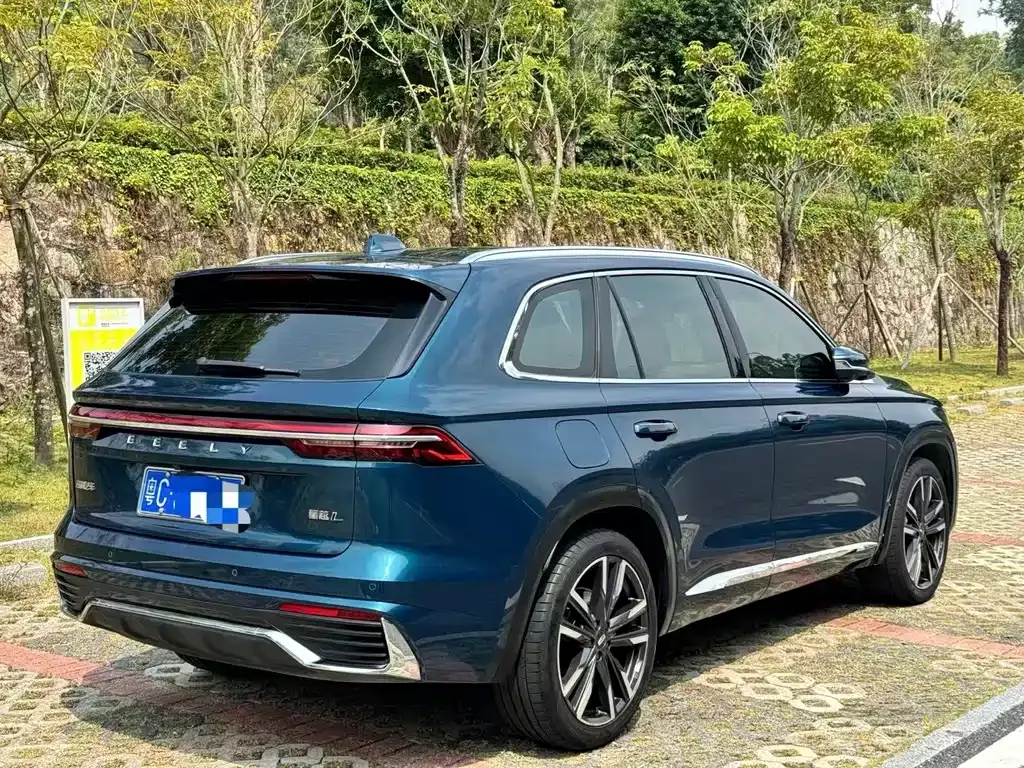 Geely Xingyue L — фото 7