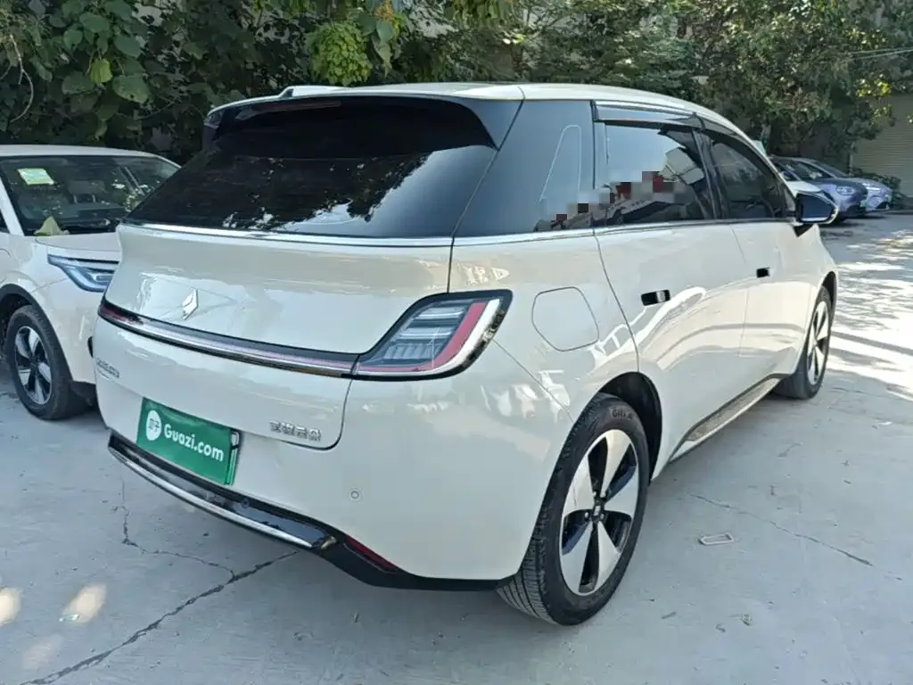 Baojun Yunduo — фото 6