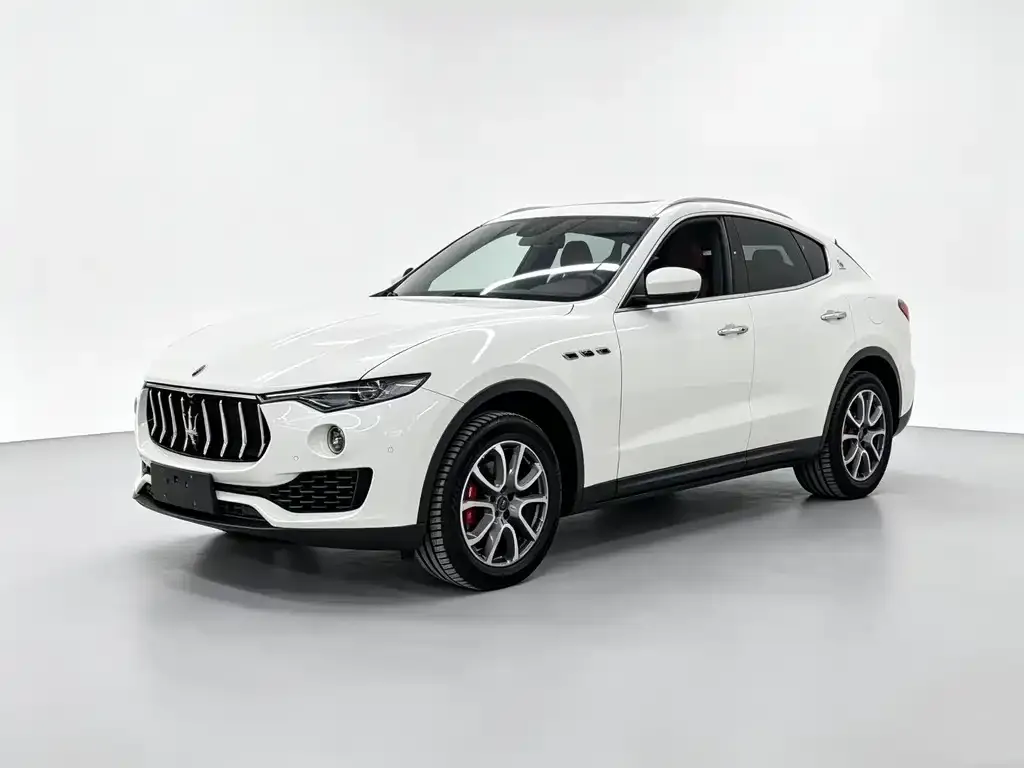 Maserati Levante — фото 1