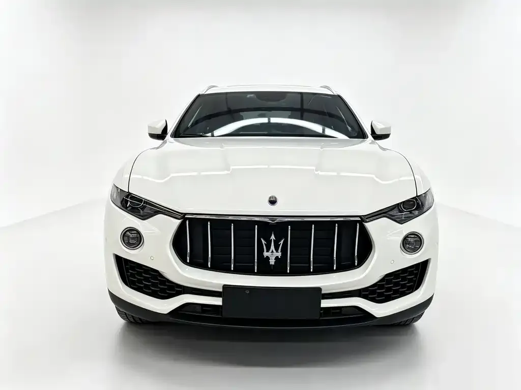 Maserati Levante — фото 2