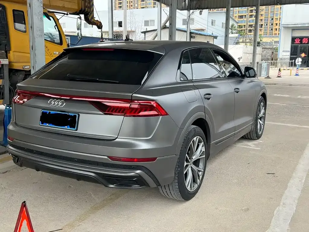 Audi Q8 — фото 5