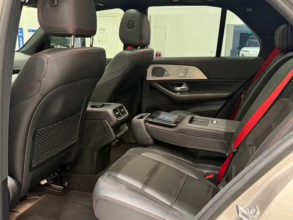 Mercedes-Benz GLE AMG — фото 10
