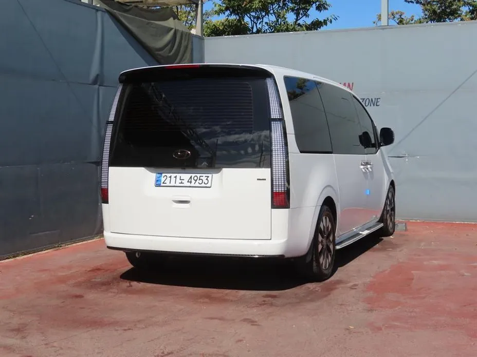Hyundai Staria — фото 4