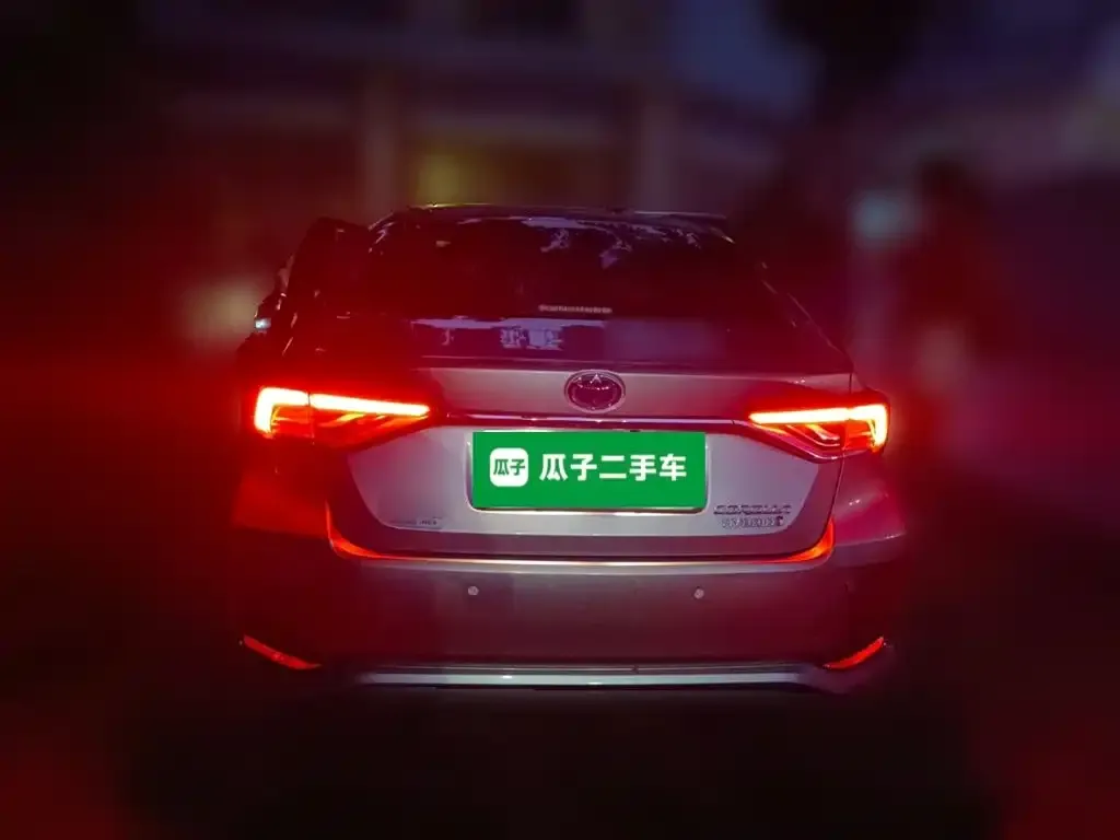 Toyota Corolla — фото 3