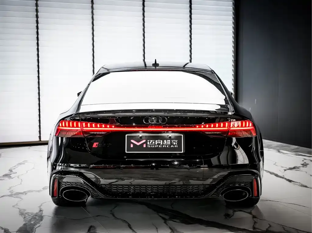 Audi RS 7 — фото 5