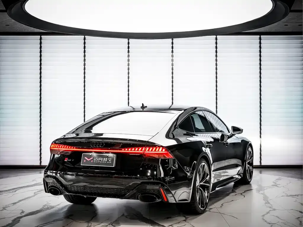 Audi RS 7 — фото 8