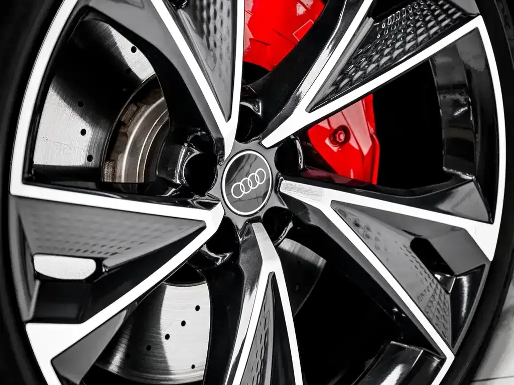 Audi RS 7 — фото 7