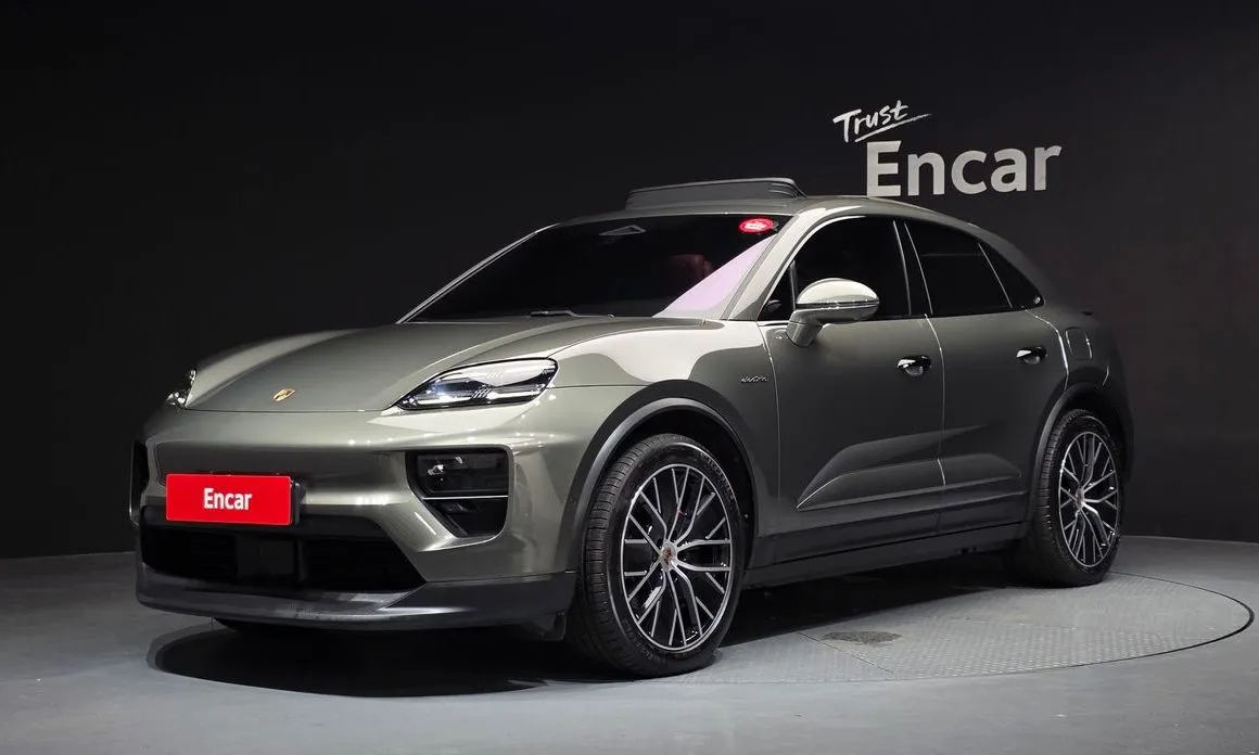 Porsche Macan — фото 1