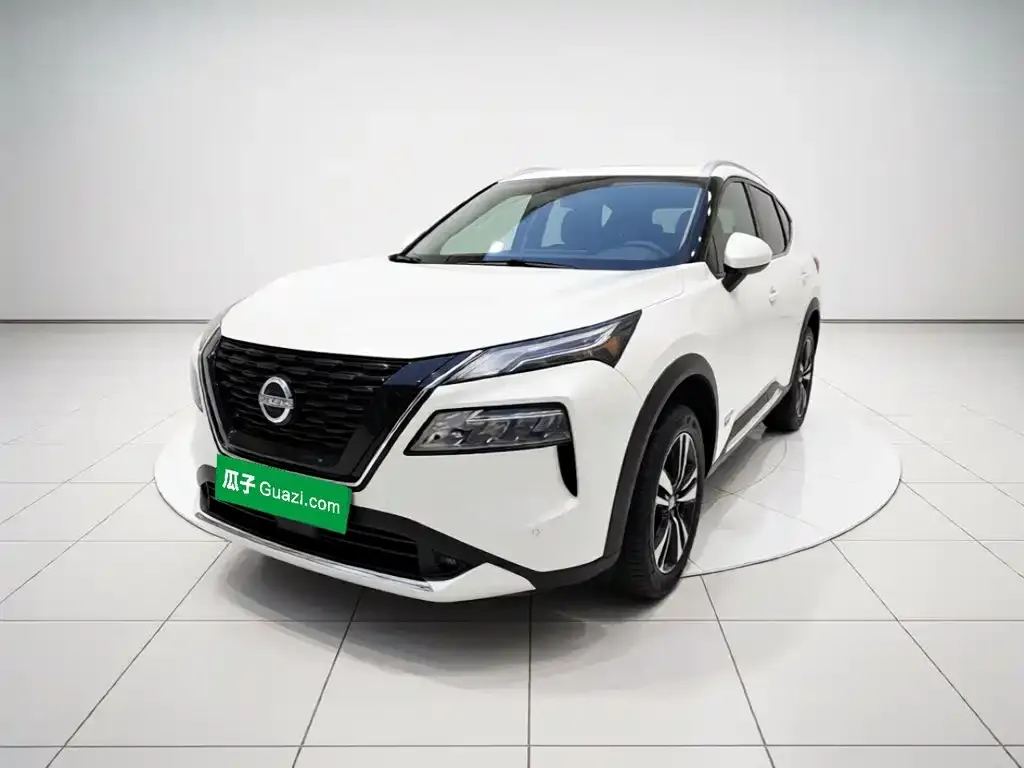 Nissan X-Trail — фото 1