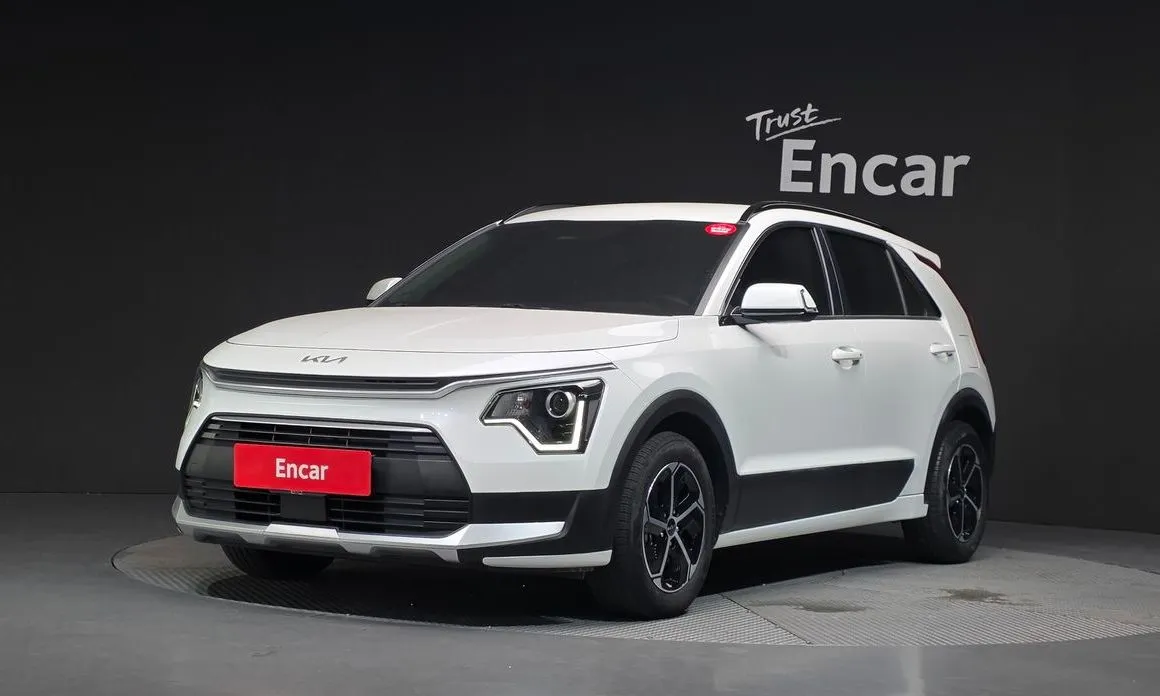 Kia Niro — фото 1