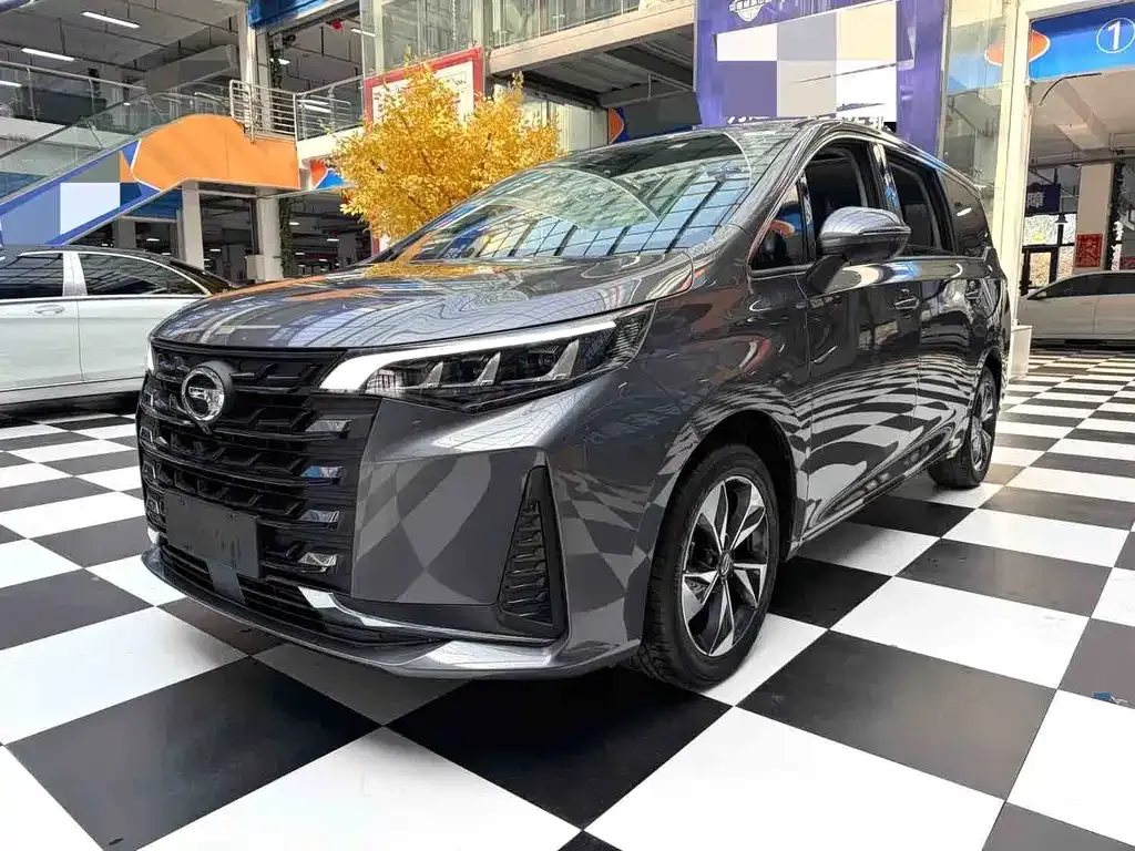 GAC Motor Trumpchi M6 — фото 1