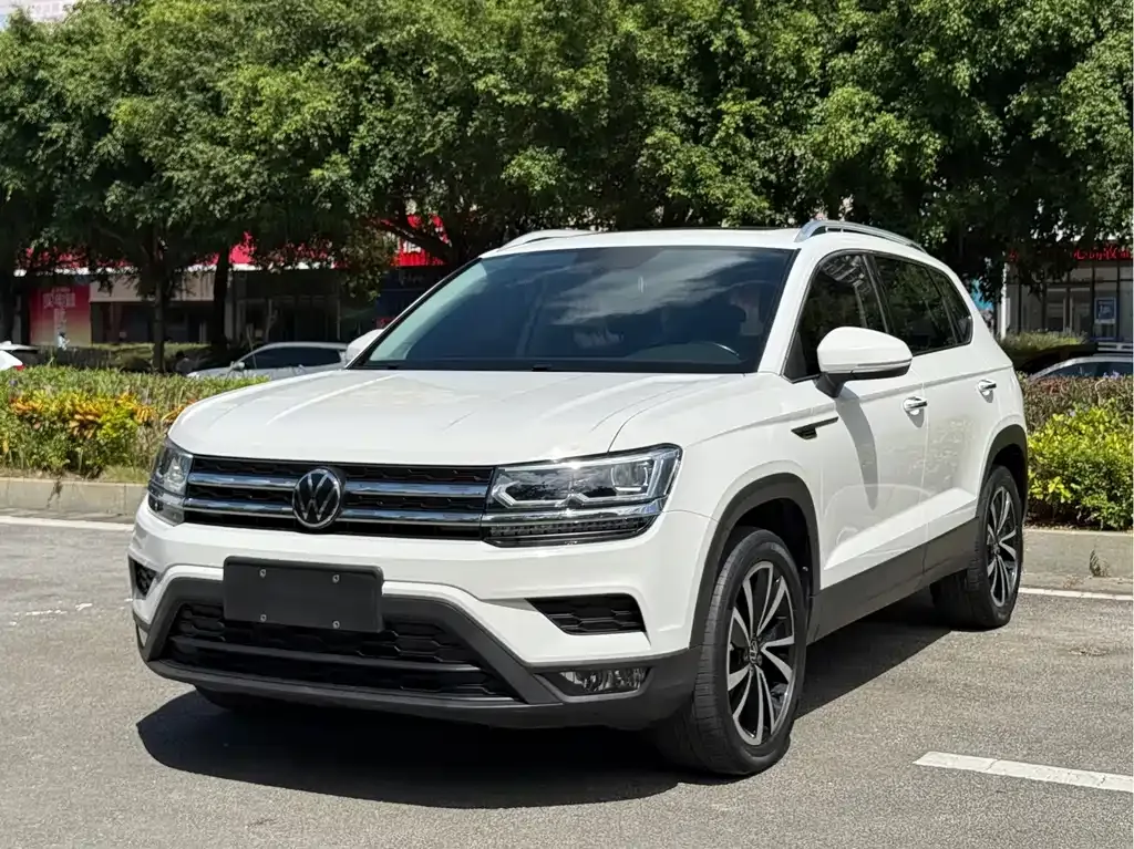 Volkswagen Tharu — фото 1