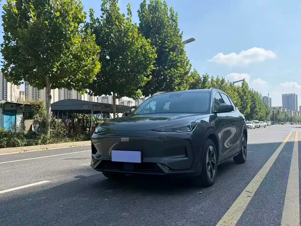 Geely Galaxy E5 — фото 1
