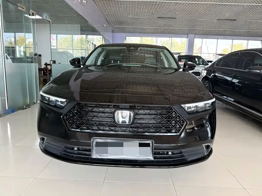 Honda Accord — фото 6