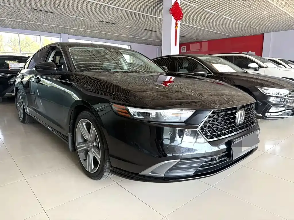 Honda Accord — фото 10