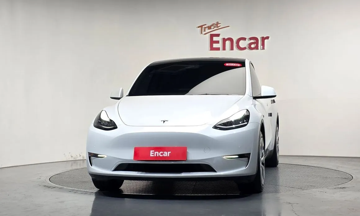 Tesla Model Y — фото 5