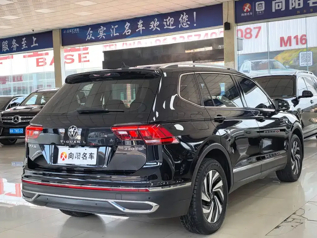 Volkswagen Tiguan L — фото 7