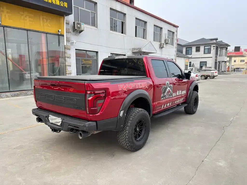 Ford F-150 Raptor — фото 10