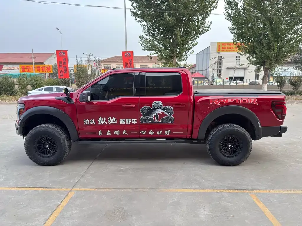 Ford F-150 Raptor — фото 8