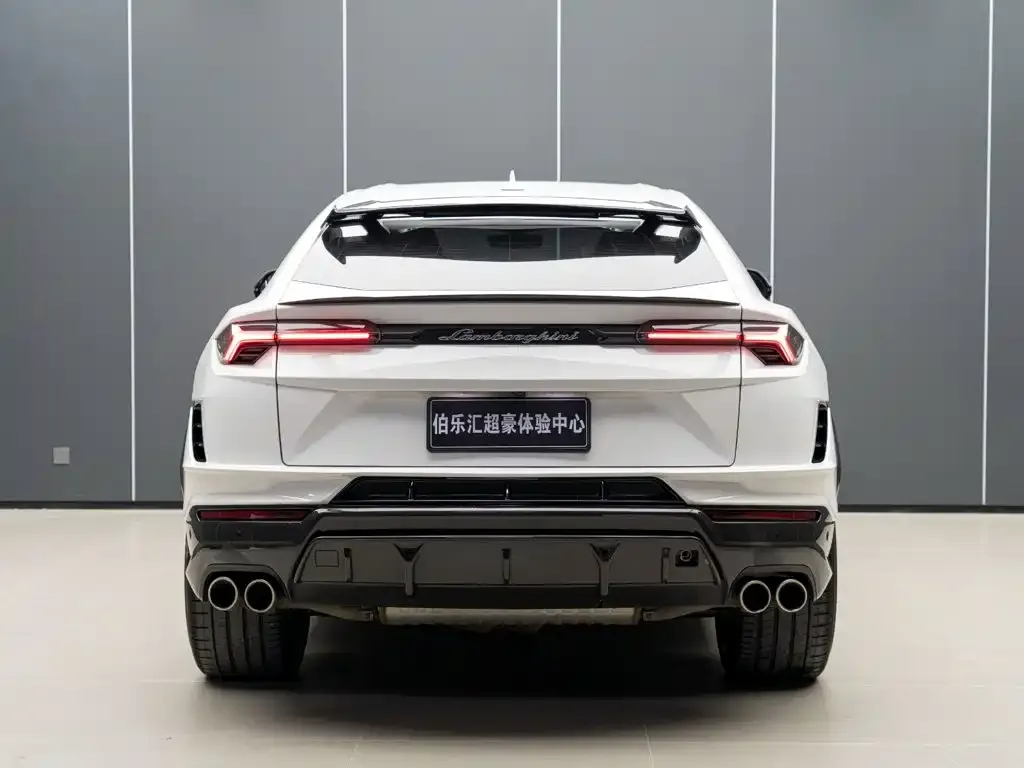 Lamborghini Urus — фото 8