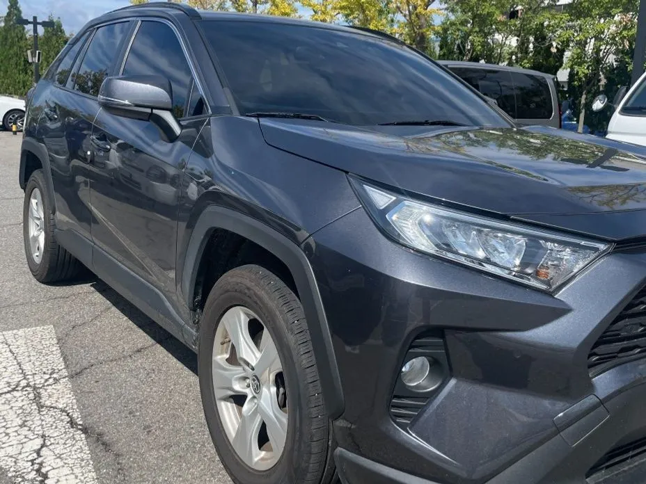 Toyota RAV4 — фото 4