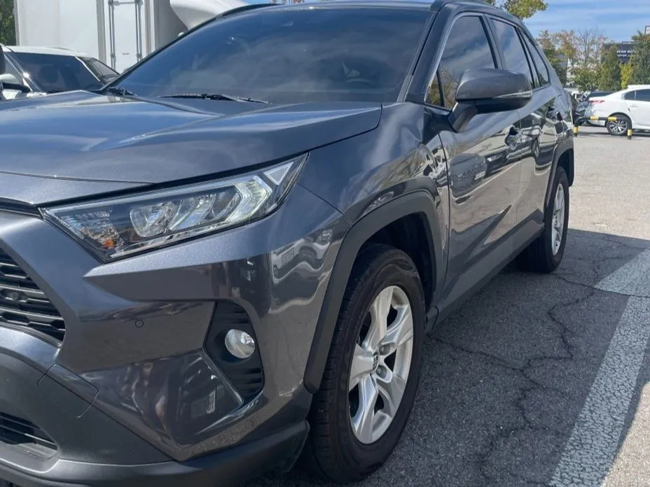 Toyota RAV4 — фото 3