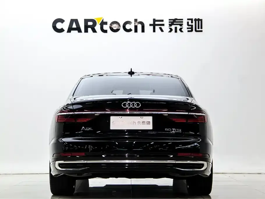 Audi A8 — фото 3