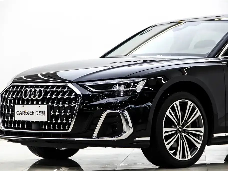 Audi A8 — фото 7