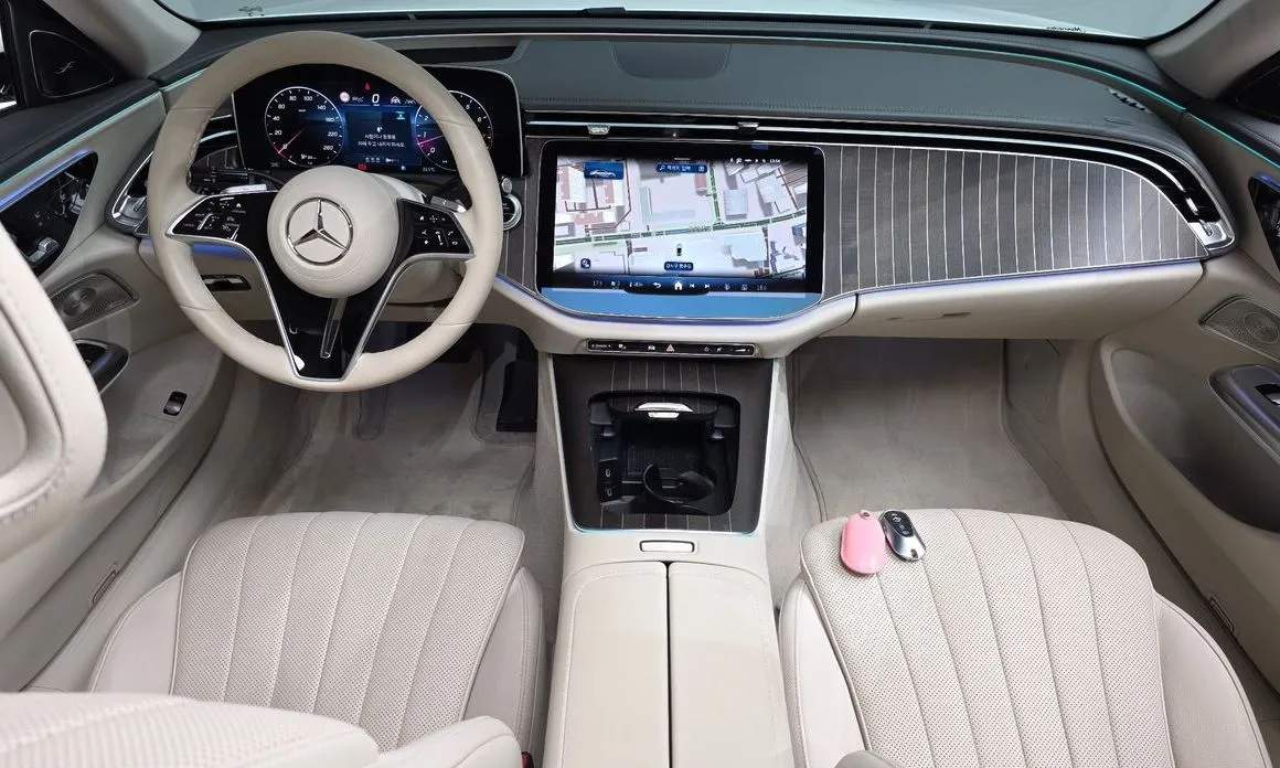 Mercedes-Benz E-Class — фото 10