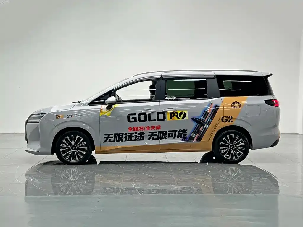 Wuling Xingguang 730 New Energy — фото 8