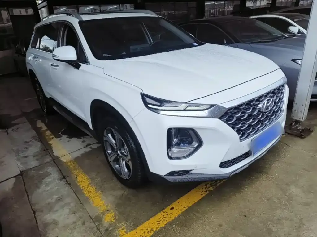 Hyundai Santa Fe — фото 9