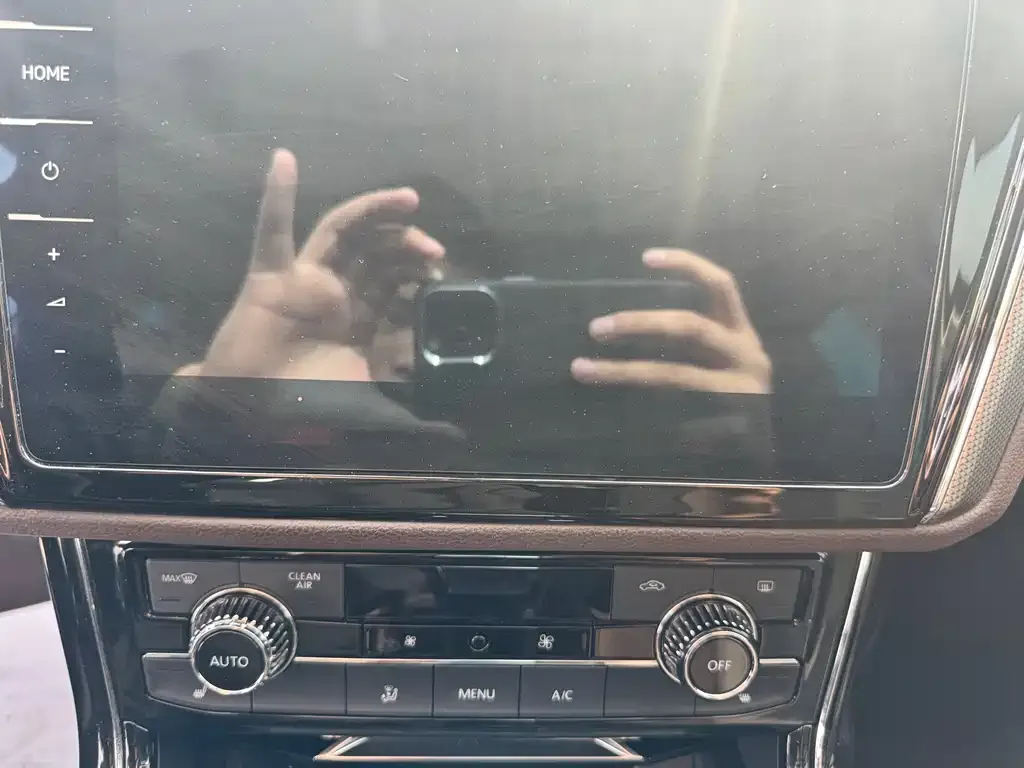 Volkswagen Phideon — фото 4