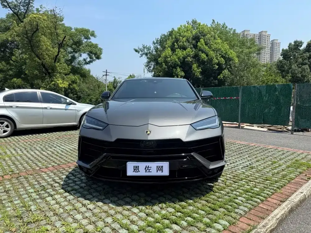 Lamborghini Urus — фото 8