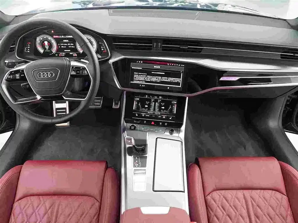 Audi A7L — фото 7
