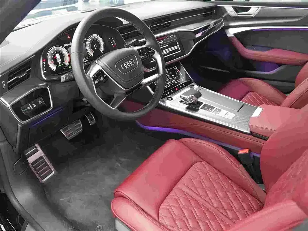 Audi A7L — фото 6