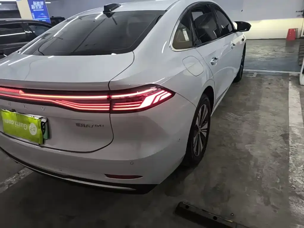 Geely Galaxy A7 EM — фото 8