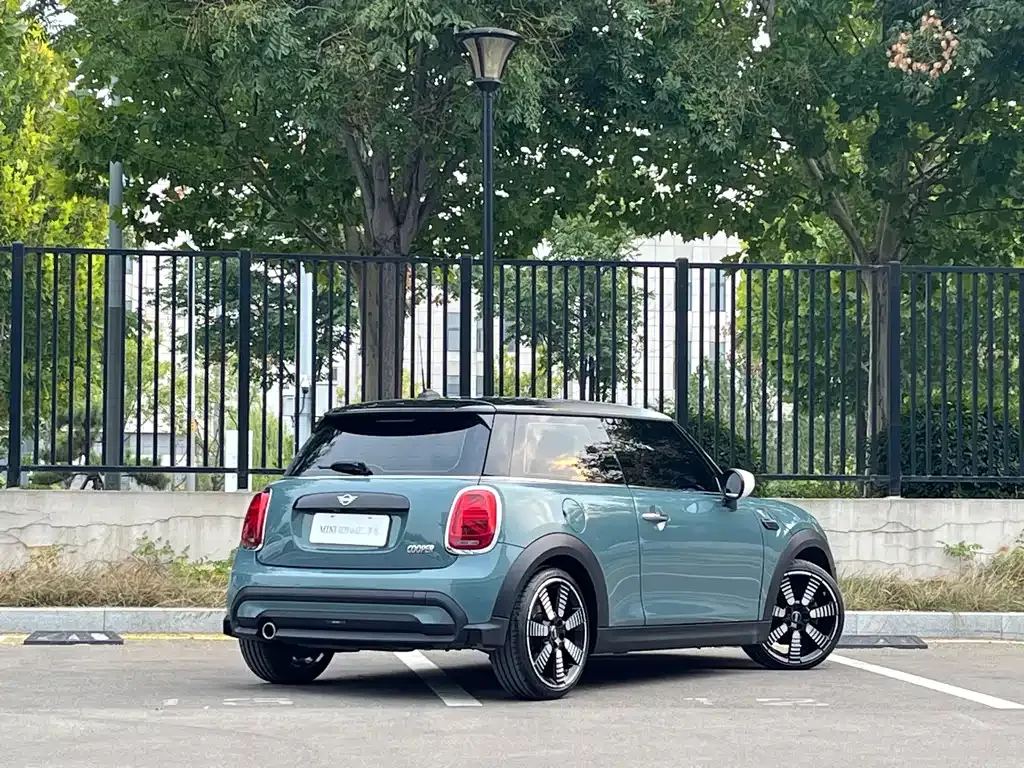 MINI Cooper (3-door) — фото 10