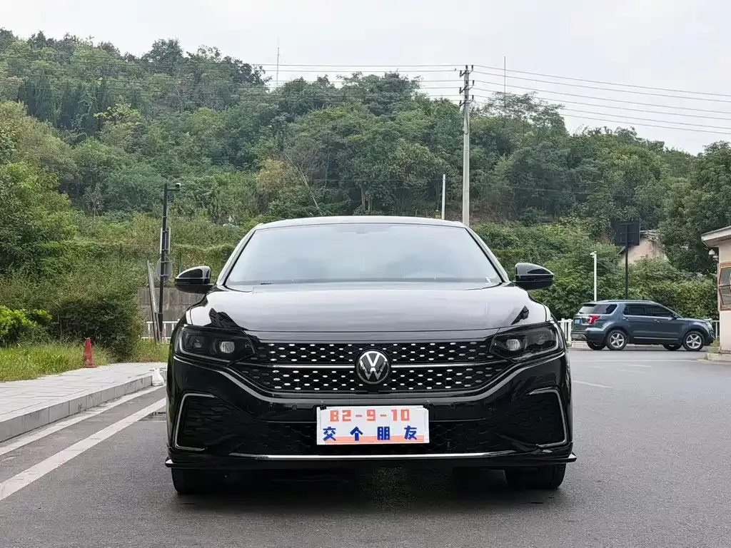 Volkswagen Passat — фото 4